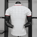 25∕26 player Manchester United Co branded polo shirt